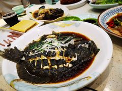 -巧克力渔家.小船海鲜胶东菜(万平口店)