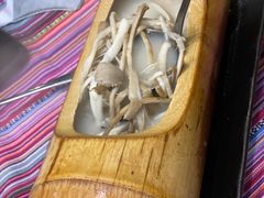 竹筒山珍汤-香巴拉云南餐厅(华莱坞店)