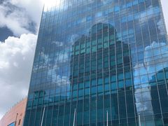 -上海龙之梦万丽酒店