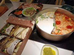 -椰子湾·海南火锅·糟粕醋·椰子鸡(正大广场店)