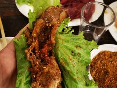 肥瘦相间-韩风烤牛肉冷面店