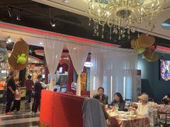 -四海一家自助餐(益田假日广场店)