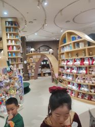-奈尔宝·儿童乐园·亲子餐厅(星河湾店)