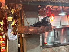 -鱼窝棚柴火铁锅炖(富山屯店)