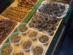 -八一路好吃街(雨田商务大厦店)