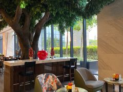 -上海虹桥西郊假日酒店