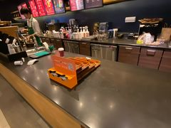 -星巴克(杭州西湖银泰1F店)