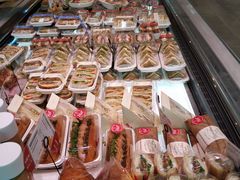 -巴黎贝甜(大宁国际商业广场店)