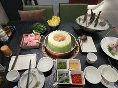 -得意咚瓜·顺德鱼生·冬瓜火锅(深圳首店)