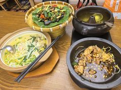 -云海肴·汽锅鸡·云南菜(天山百盛优客店)