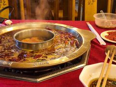 -山城年华老火锅(玉林店)