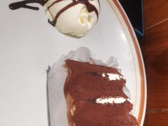 提拉米苏配冰淇淋-萨莉亚意式餐厅(万嘉商业广场店)