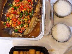 -令狐冲·炭烤活鱼(宝龙店)