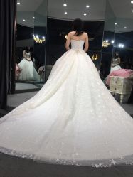 -艾米丽婚纱礼服