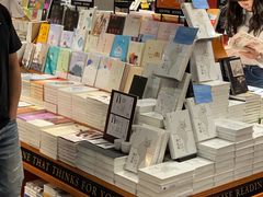 -西西弗书店(城西银泰城店)