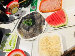 -钢管厂五区小郡肝串串香(滨江店)