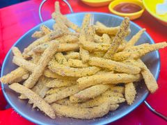 -BHC炸鸡(明洞总店)