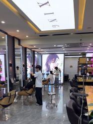 -藤野造型烫染·漂发