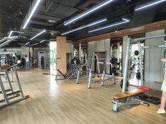 -威克健身游泳(万菱汇店)