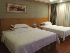-维也纳酒店(广州南站汉溪长隆地铁站万博地铁站店)