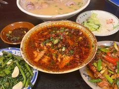 -醉八仙热酒馆(渝中店)