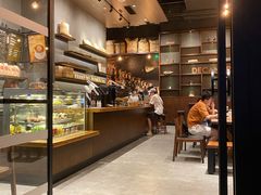 面包甜点陈列柜-DECAMERON十日谈(卓悦汇店)