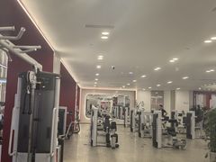 -英派斯健身旗舰店(海信国际中心馆)