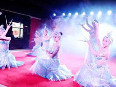 -关东情主题文化演艺餐厅