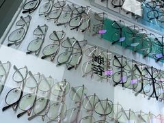 -潘多拉眼镜·蔡司依视路明月(潘家园店)