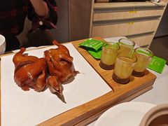 红烧乳鸽-汤城小厨•粤菜•靓汤(苏州街店)