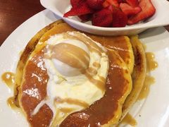 -Pancakes on the rocks(Darling Harbour)