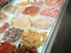 -成都你六姐·牛肉冒菜(城市集市合生汇店)