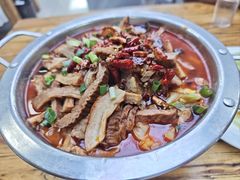 -溢心园香河肉饼总店