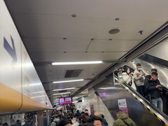 -北京西站(地铁站)