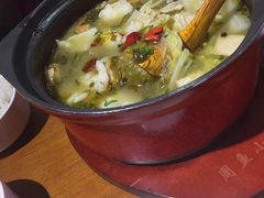 -周鱼小馆石锅酸菜鱼(活力汇店)