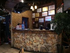 -何师烧烤·香辣蟹·川菜·30年老品牌(太古里旗舰店)