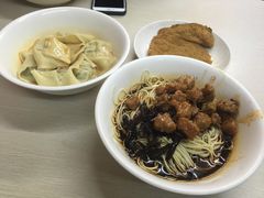 -潘国仙耳光馄饨(黄家阙路店)