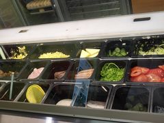 自助取餐区-赛百味SUBWAY(三阳广场店)