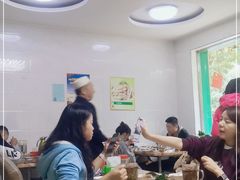 大堂-苏莱特色牛骨滩羊手抓馆(长城东街总店)