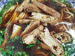 -老新隆牛肉锅贴(新街口店)