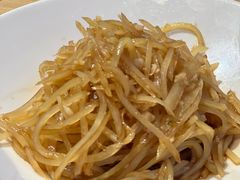 -关东小磨东北菜(上海长风大悦城店)