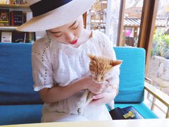 -猫的天空之城概念书店(丽江古城饮玉巷店)