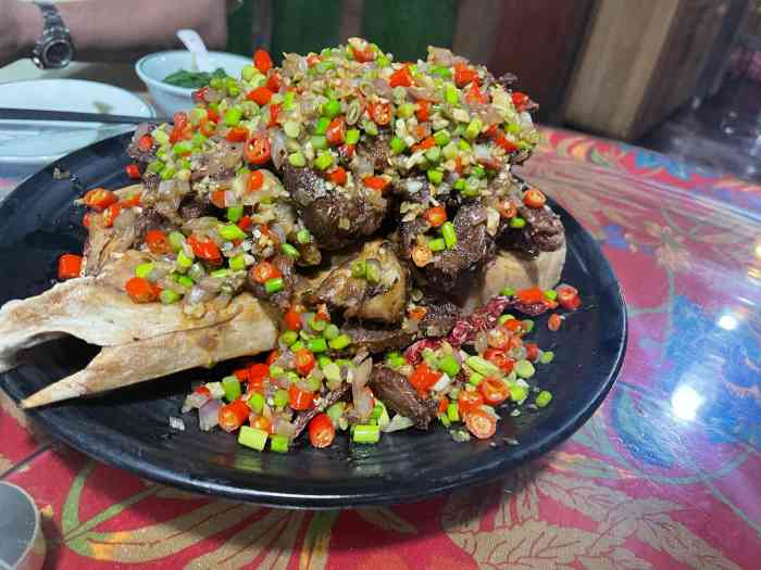 上席民间菜(万华店)-"下了高铁后的第一餐,饥肠辘辘 吃麻麻香 .