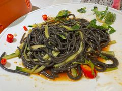 -小鱼小牛(世欧广场店)