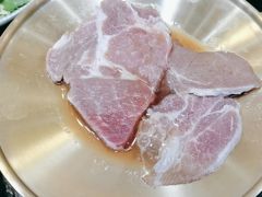 -臻牛烤肉