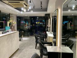-苏豪路易士·嘉玛发廊