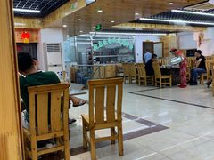 -屯老二农家铁锅炖·行业领军者(梅江店)