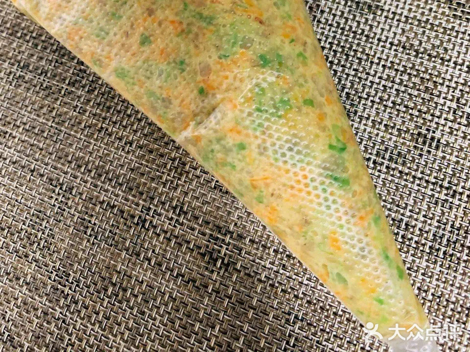 美味的鲜虾蔬菜饼[调皮]