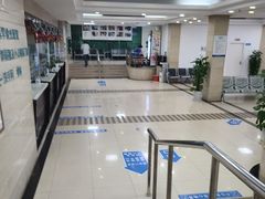 -上海和平眼科医院