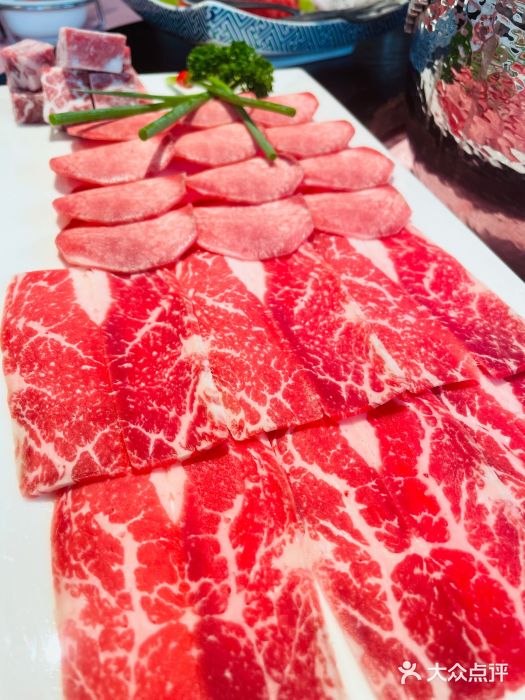 行家海鲜火锅酒家(静安寺店)牛肉拼盘图片
